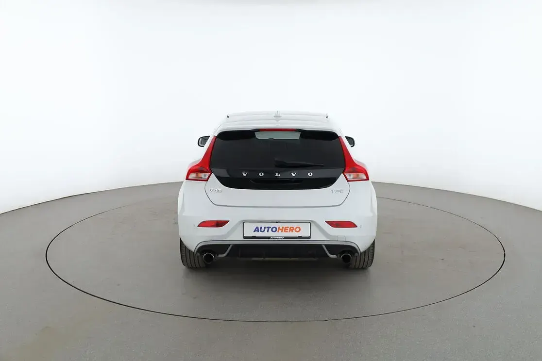 Gebraucht Volvo V40 R-Design 245 PS (180 kW) 2017 Weiß Kombi