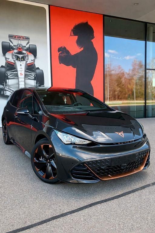 Gebraucht Cupra Born 150 kW (204 PS) 2023 Grau Kleinwagen