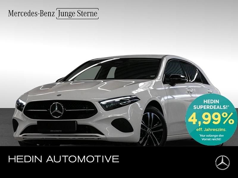 Polarweiß Gebraucht 2024 Mercedes A250 Progressive Limousine | 28.790 € (Guter Preis) - Bild 1/4
