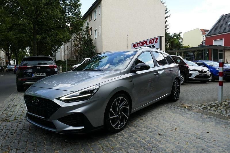Shimmering silver Gebraucht 2022 Hyundai i30 N Line Kombi | 18.950 € (Guter Preis) - Bild 1/4