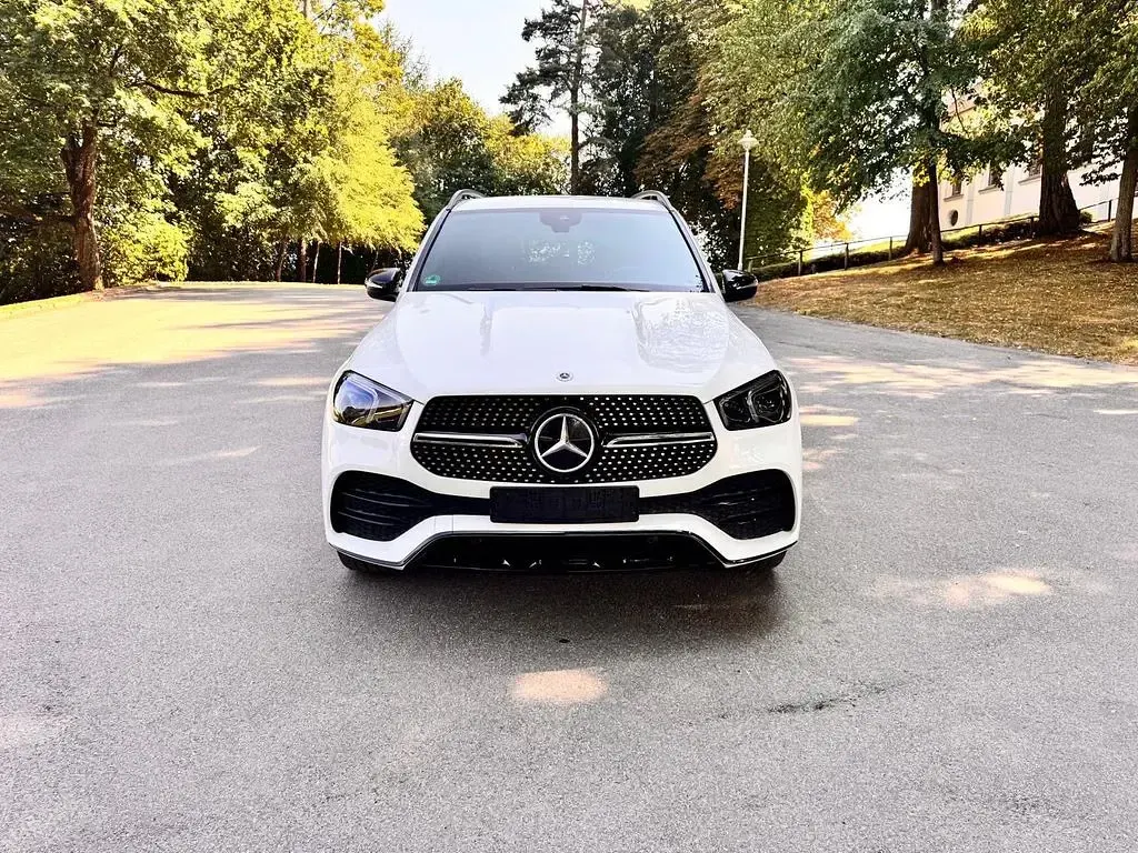 Gebraucht Mercedes GLE300 AMG 272 PS (200 kW) 2023 Weiß SUV