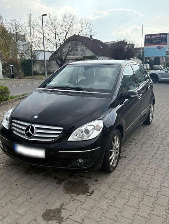 Gebraucht Mercedes B170 116 PS (85 kW) 2006 Schwarz Van / Kleinbus