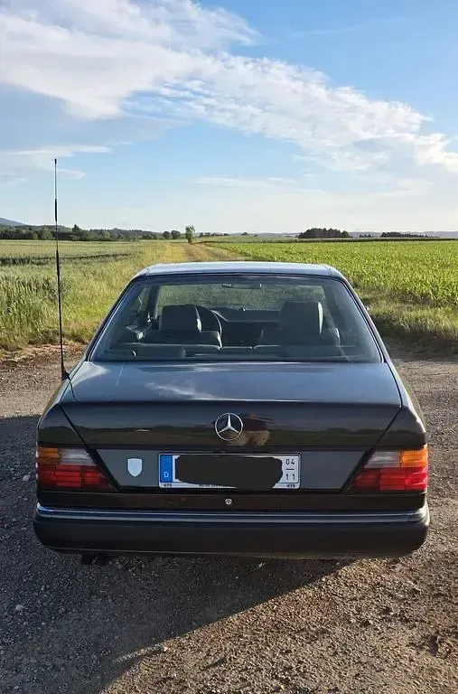 Gebraucht Mercedes 300 220 PS (161 kW) 1992 Grau Coupé