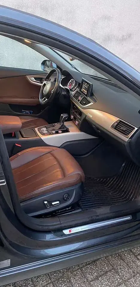 Gebraucht Audi A7 S-Line 218 PS (160 kW) 2015 Grau Kleinwagen