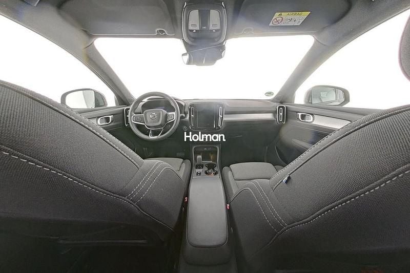 Gebraucht Volvo XC40 Core 163 PS (119 kW) 2023 Schwarz SUV