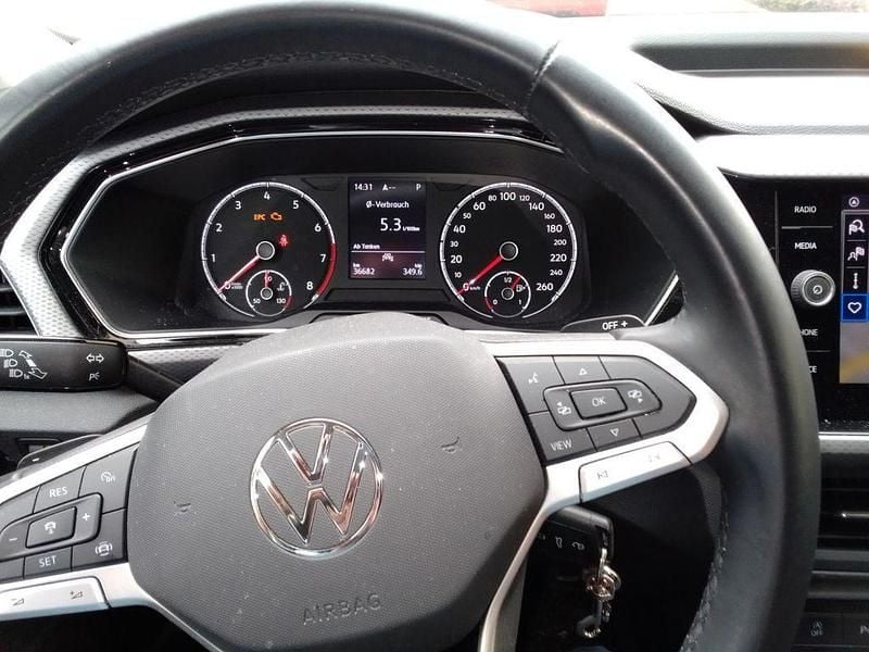 Gebraucht VW T-Cross Active 110 PS (80 kW) 2022 Grün SUV