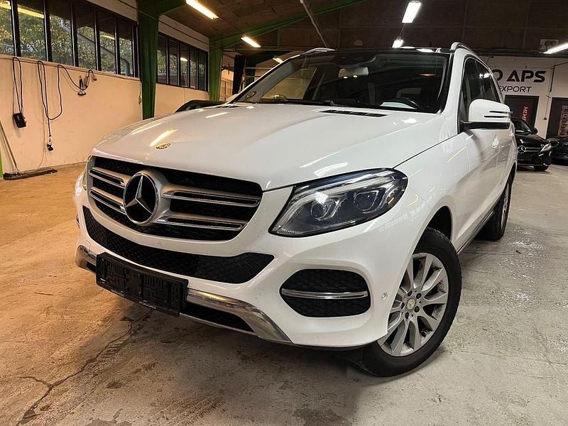 Weiß Gebraucht 2016 Mercedes GLE250 SUV | 18.995 € (Fairer Preis) - Bild 1/4