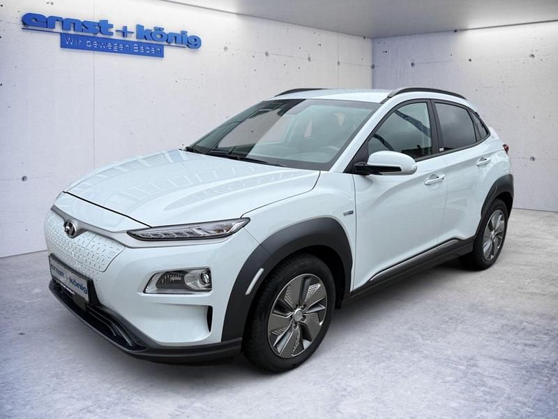 Gebraucht 2020 Hyundai Kona Style SUV | 23.970 € - Bild 1/4