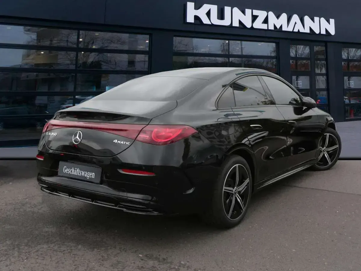 Gebraucht Mercedes 350 AMG 260 kW (354 PS) 2026 Kosmosschwarz metallic SUV