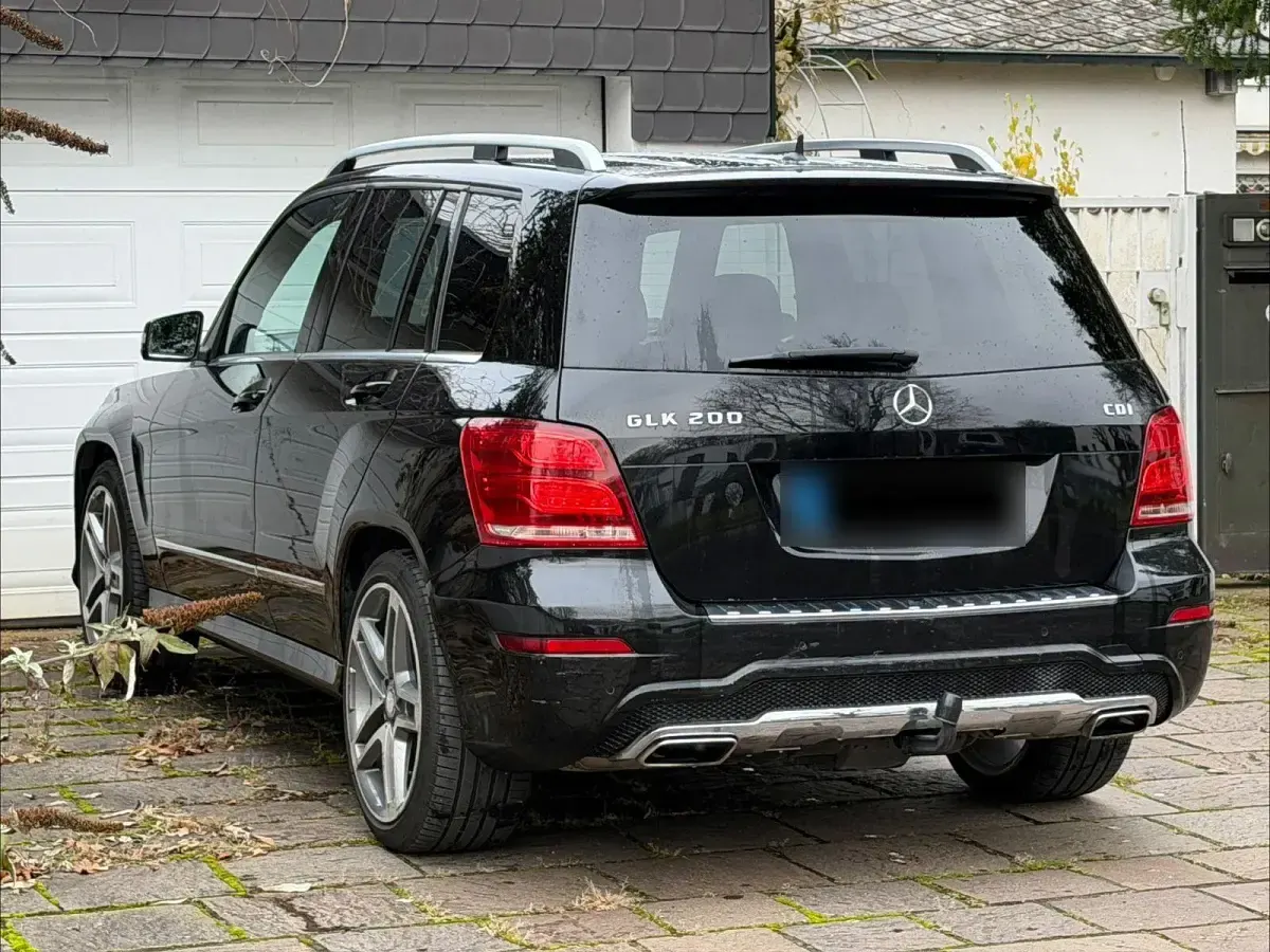 Gebraucht Mercedes GLK200 AMG 143 PS (105 kW) 2014 Schwarz SUV