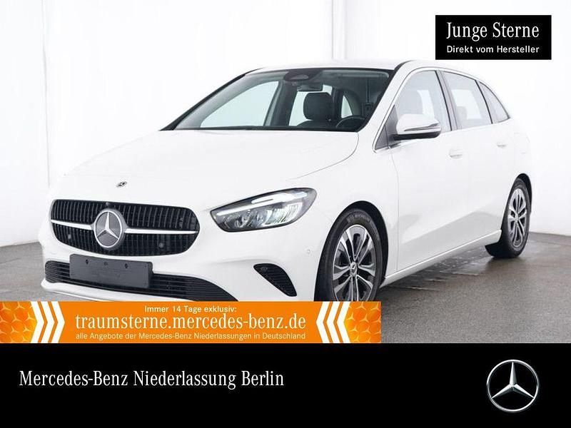 Weiß Gebraucht 2024 Mercedes 200 Advanced Limousine | 27.490 € (Fairer Preis) - Bild 1/3
