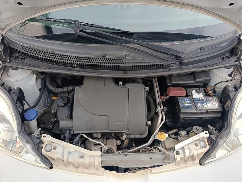 Gebraucht Peugeot 107 65 PS (47 kW) 2012 Weiß Kleinwagen