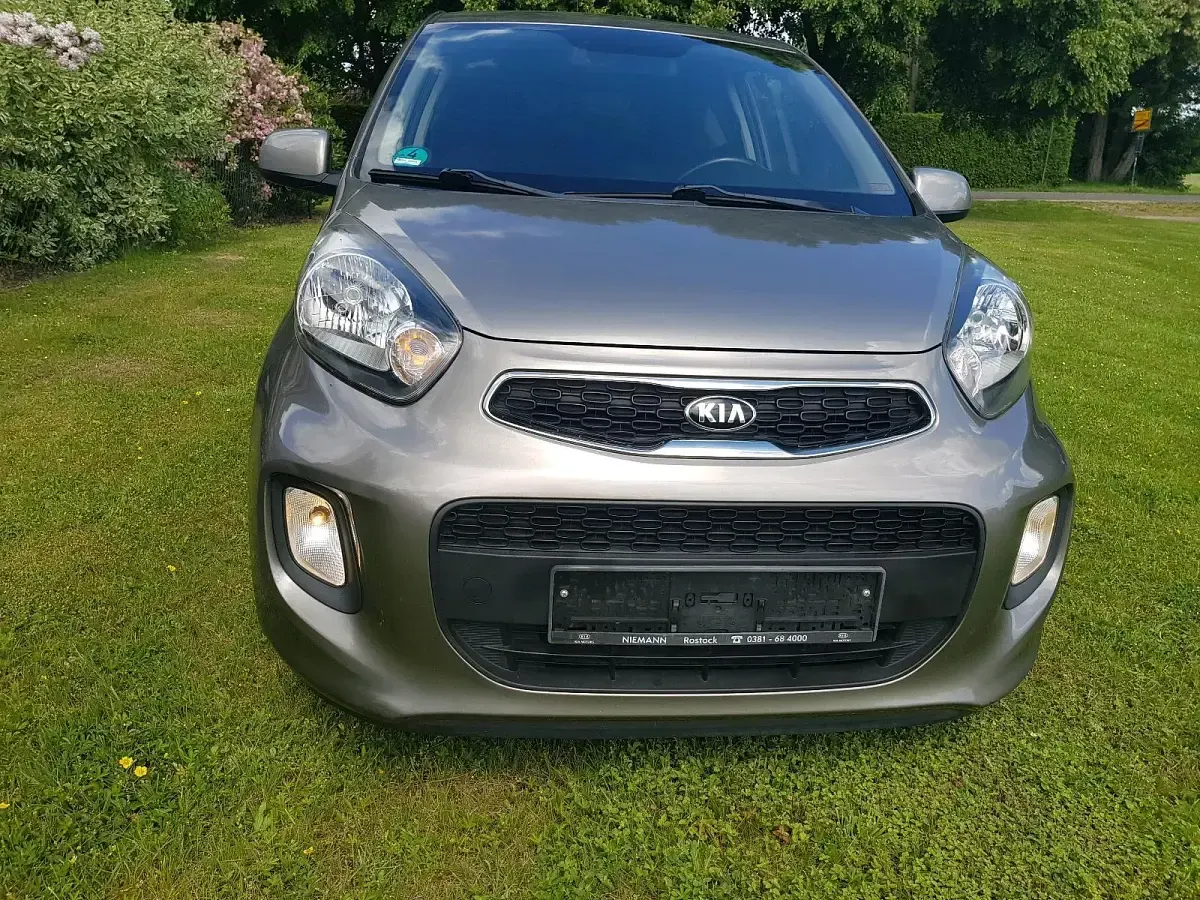 Gebraucht Kia Picanto 86 PS (63 kW) 2016 Beige Kleinwagen