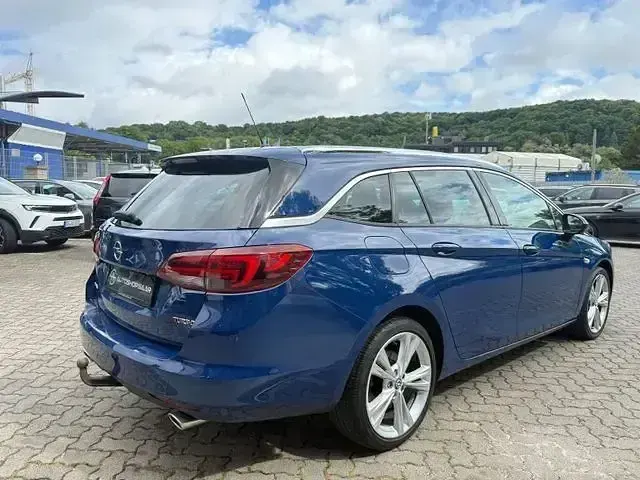 Second-hand Opel Astra Dynamic 200 CP (147 kW) 2019 Albastru Break