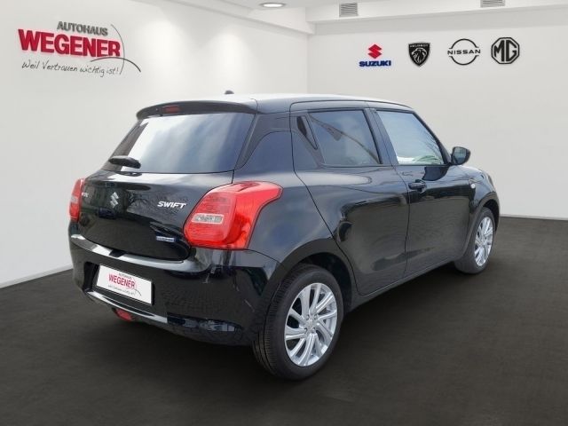 Gebraucht Suzuki Swift Comfort 83 PS (61 kW) 2023 Schwarz Kleinwagen