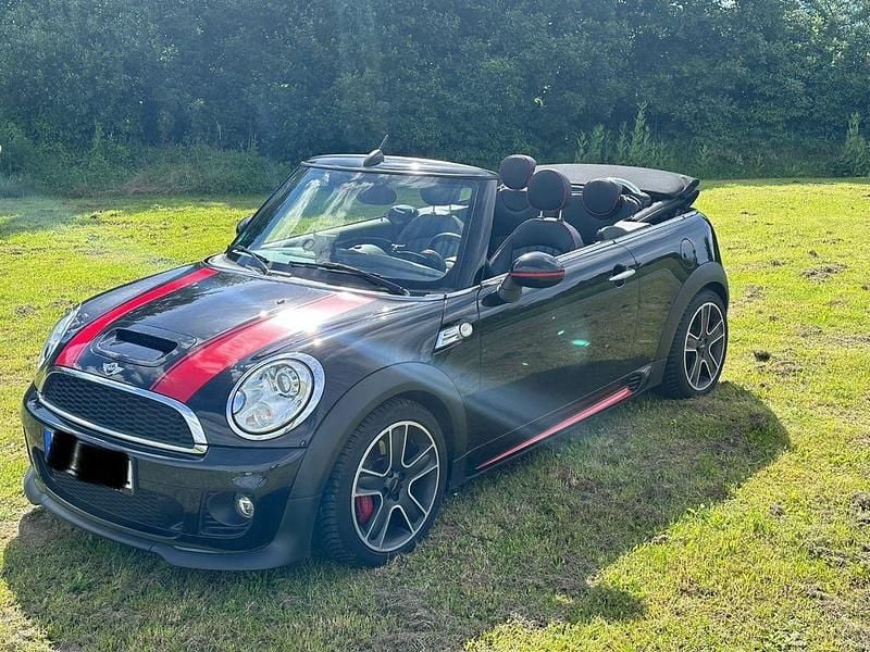Schwarz Gebraucht 2014 Mini John Cooper Works Kleinwagen | 19.490 € (Etwas zu teuer) - Bild 1/4