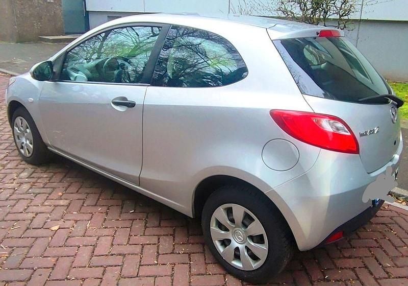 Second-hand Mazda 2 75 CP (55 kW) 2009 Gri Hatchback