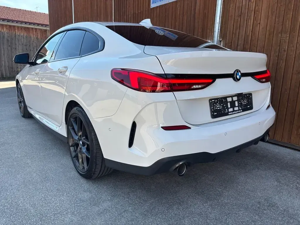 Gebraucht BMW 218 Shadowline 150 PS (110 kW) 2022 Alpinweiss iii Coupé