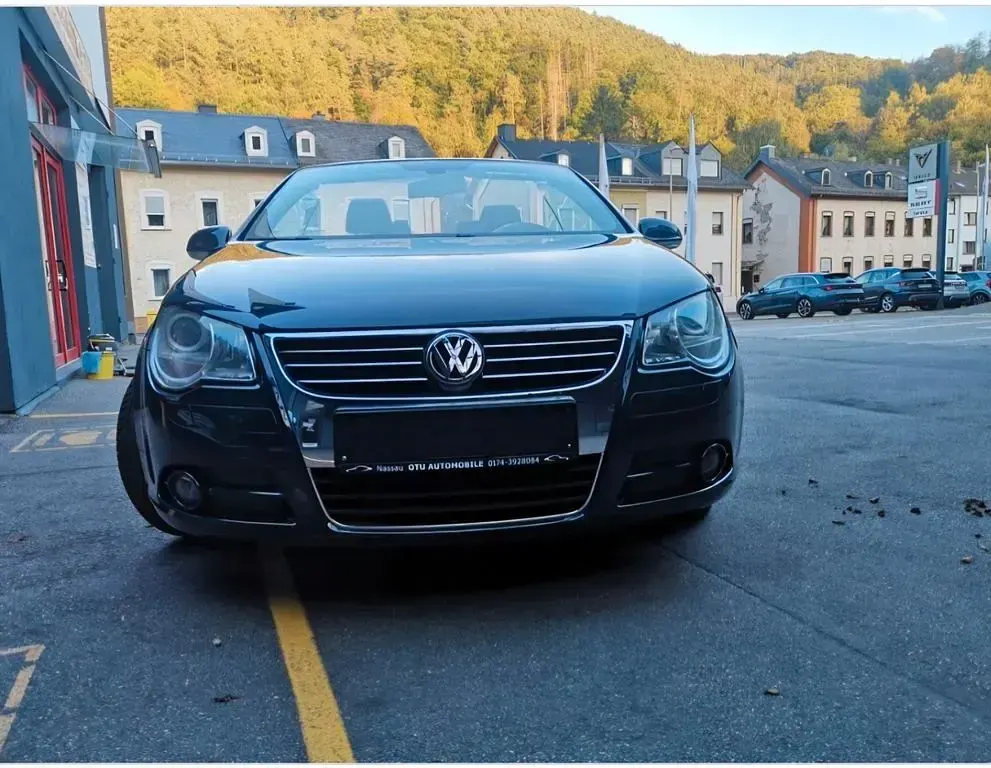 Gebraucht VW Eos 122 PS (89 kW) 2008 Blau Cabrio
