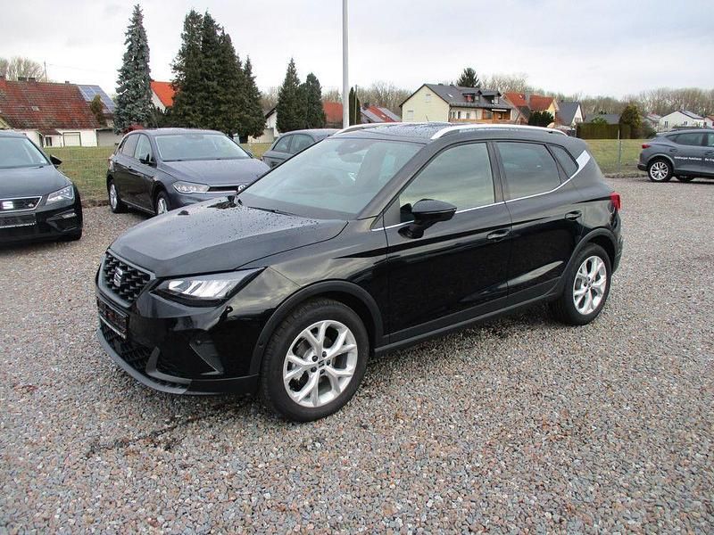 Schwarz Gebraucht 2024 Seat Arona FR SUV | 21.350 € (Fairer Preis) - Bild 1/4