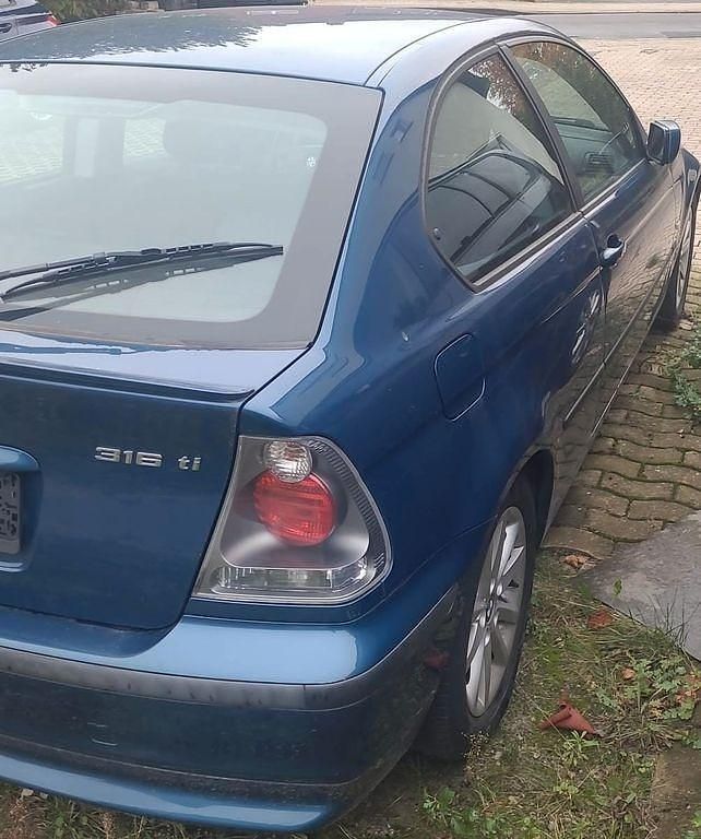 Gebraucht BMW 316 116 PS (85 kW) 2003 Limousine