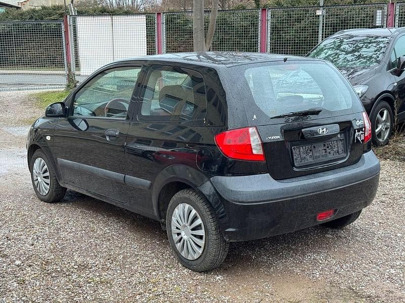 Gebraucht Hyundai Getz Basis 67 PS (49 kW) 2006 Schwarz Kleinwagen