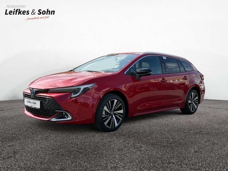 Karminarot metallic Neu 2025 Toyota Corolla Kombi | 35.980 € - Bild 1/4