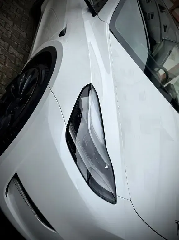 Brugt Tesla Model Y Performance 392 kW (534 HK) 2024 Hvid SUV