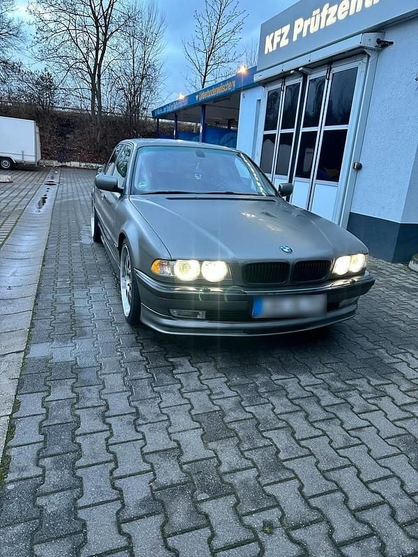 Gebraucht BMW 735 235 PS (172 kW) 1999 Grau Limousine