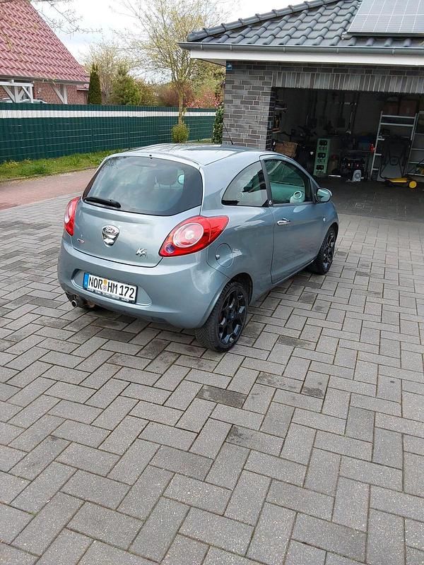 Second-hand Ford Ka 75 CP (55 kW) 2013 Gri Hatchback