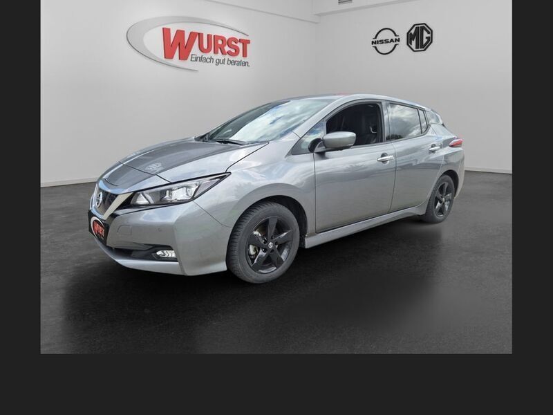 Grau Gebraucht 2021 Nissan Leaf N-Connecta Kleinwagen | 15.900 € (Fairer Preis) - Bild 1/4