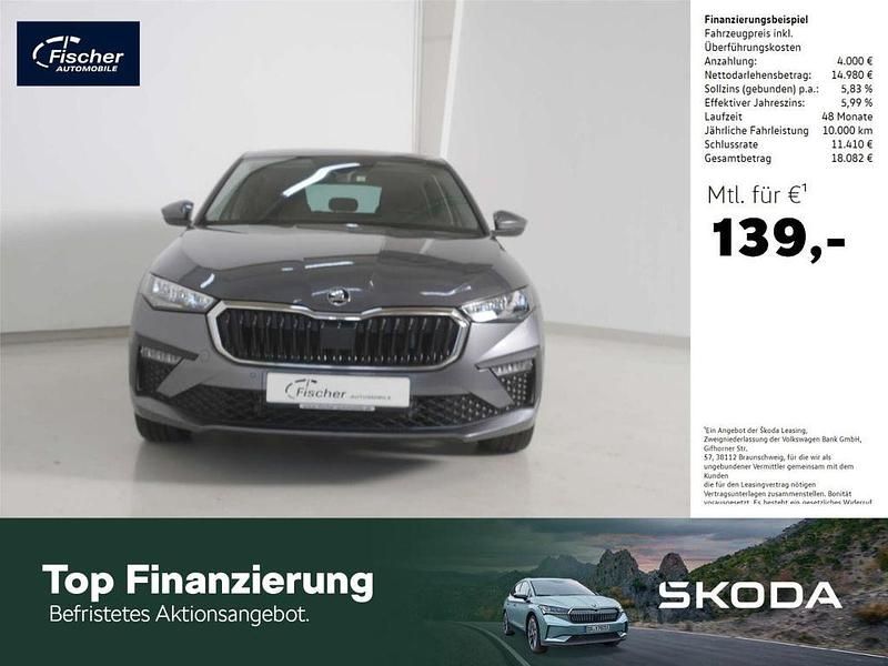 Grau Gebraucht 2024 Skoda Scala Selection Kleinwagen | 18.980 € (Guter Preis) - Bild 1/4