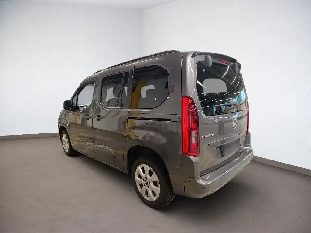 Gebraucht Opel Combo-e Life Ultimate 100 kW (136 PS) 2024 Vulkangrau Van / Kleinbus