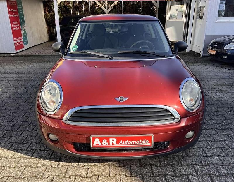 Gebraucht Mini ONE 75 PS (55 kW) 2009 Nightfire red metallic Kleinwagen