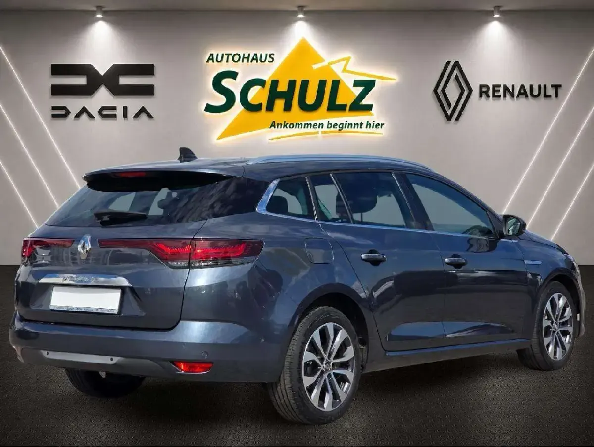 Gebraucht Renault Mégane GrandTour Techno 140 PS (102 kW) 2024 Titaniumgrau metallic Kombi