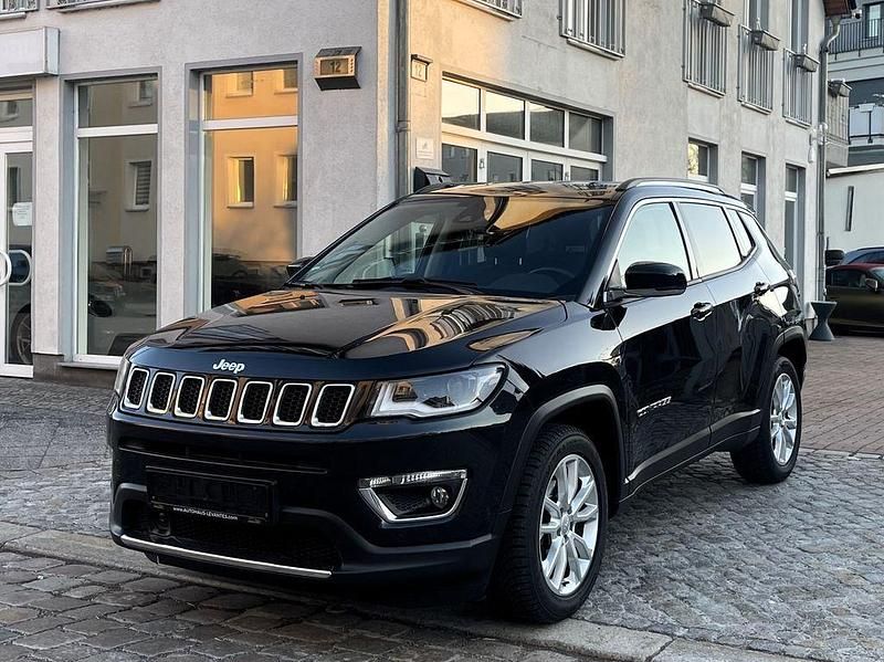 Gebraucht Jeep Compass Limited 150 PS (110 kW) 2021 Schwarz SUV
