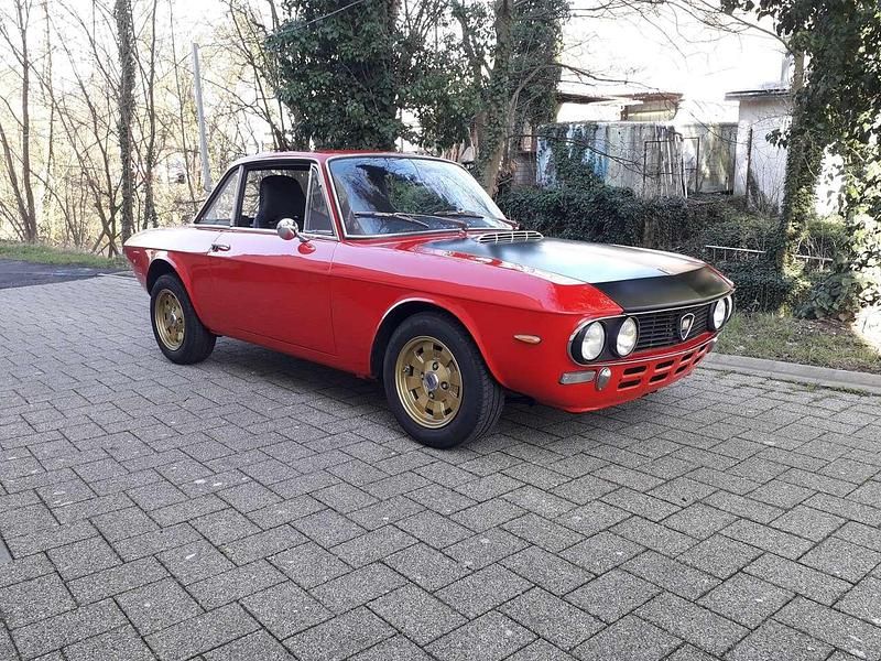 Rot Gebraucht 1971 Lancia Fulvia Coupé | 48.971 € - Bild 1/4