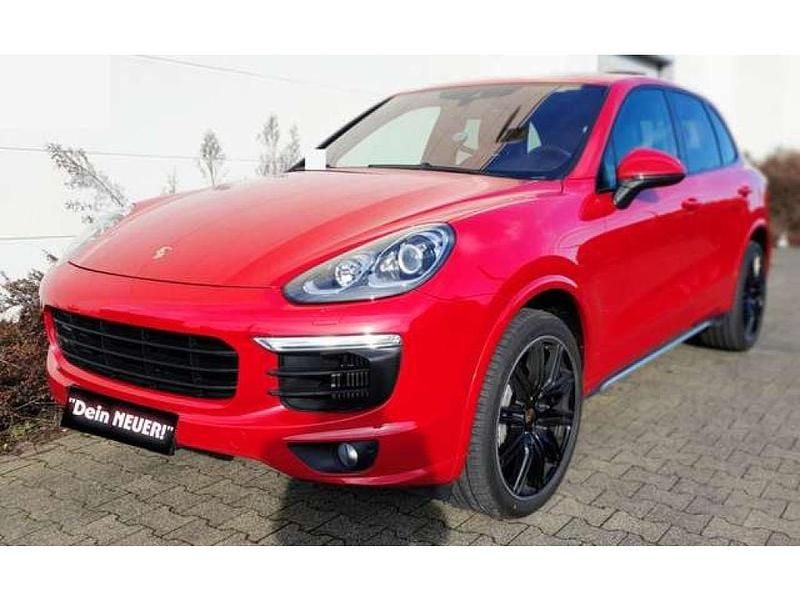 Second-hand Porsche Cayenne 385 CP (283 kW) 2015 Roșu SUV