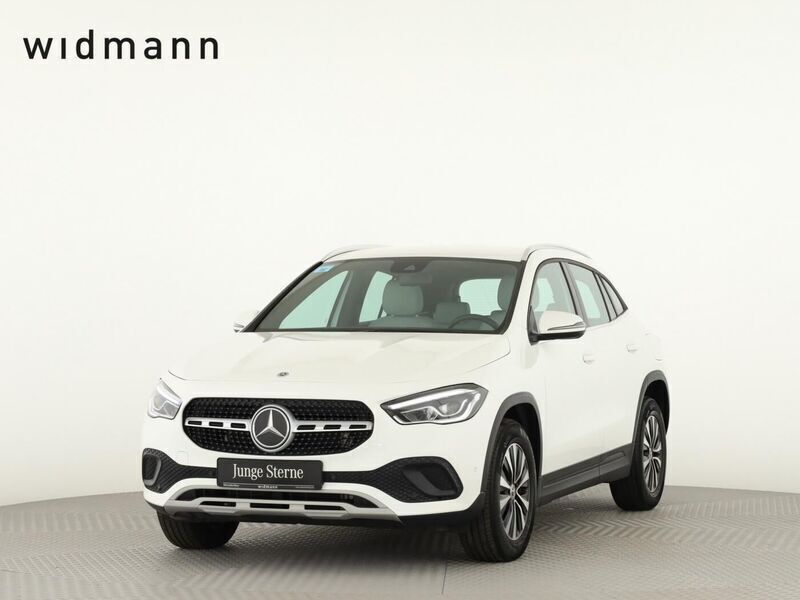 Unilack polarweiß Gebraucht 2021 Mercedes GLA200 Style SUV | 29.850 € (Guter Preis) - Bild 1/4