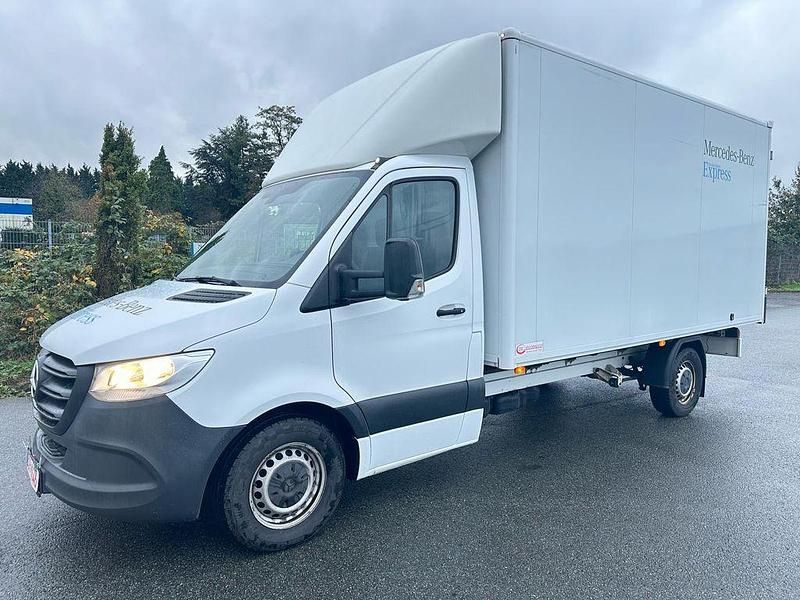 Weiß Gebraucht 2019 Mercedes Sprinter Van | 21.600 € (Teuer) - Bild 1/4