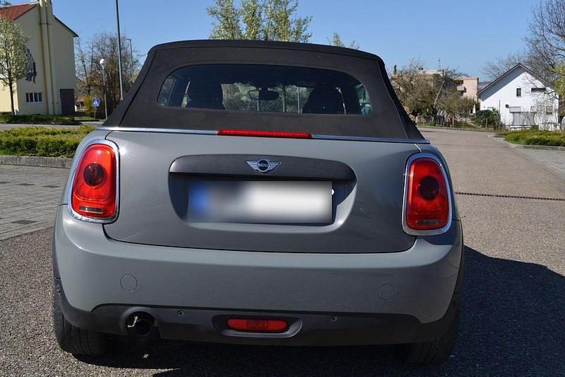 Usata Mini ONE 102 CV (75 kW) 2017 Grigio Utilitaria