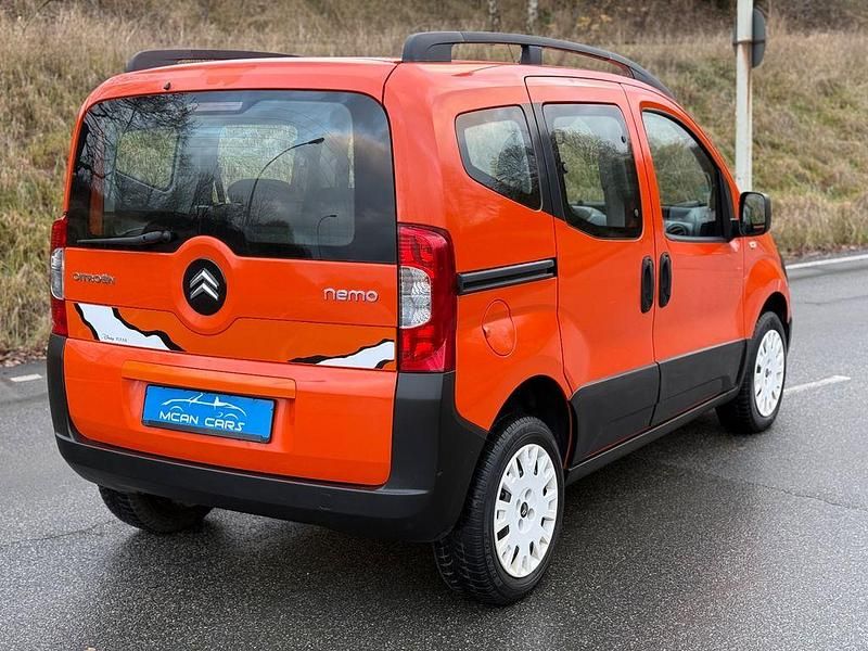 Gebraucht Citroën Nemo 68 PS (50 kW) 2010 Orange Van / Kleinbus