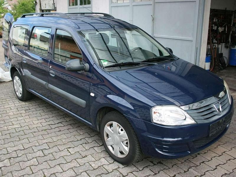 Gebraucht Dacia Logan MCV Lauréate 84 PS (61 kW) 2011 Blau Kombi