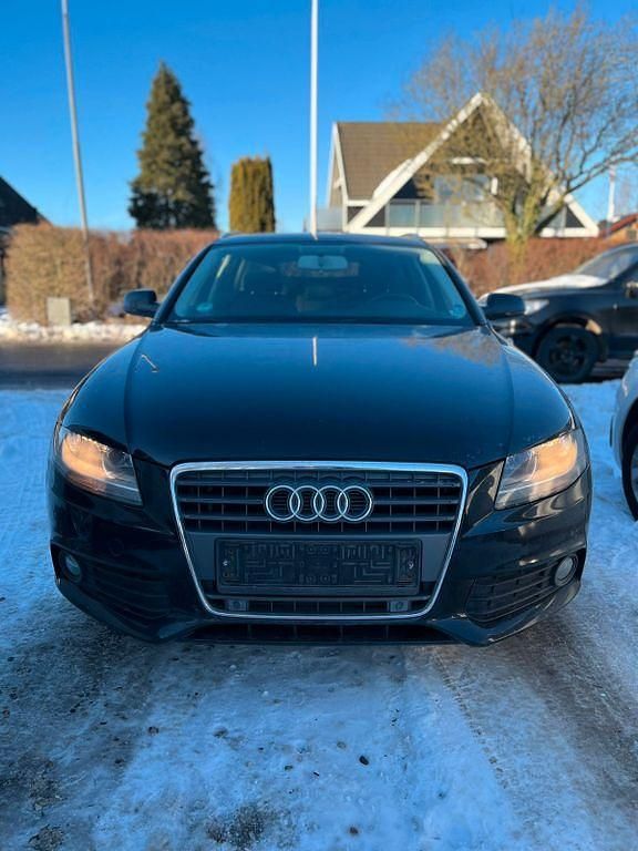 Gebraucht Audi A4 Ambiente 143 PS (105 kW) 2011 Schwarz Kombi