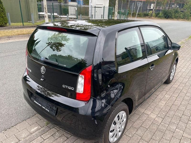 Gebraucht Skoda Citigo 60 PS (44 kW) 2015 Schwarz Kleinwagen