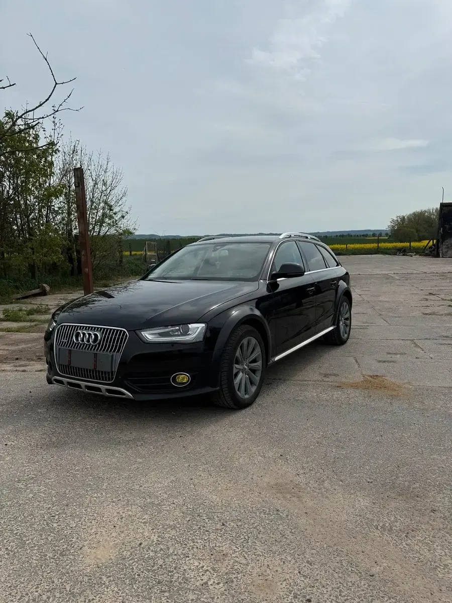 Gebraucht Audi A4 Allroad 190 PS (139 kW) 2015 Schwarz Kombi