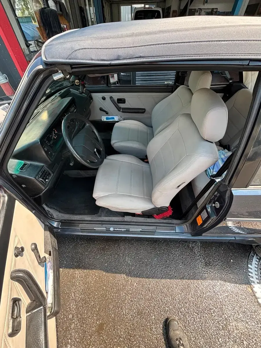 Gebraucht VW Golf Cabriolet 95 PS (69 kW) 1988 Blau Cabrio