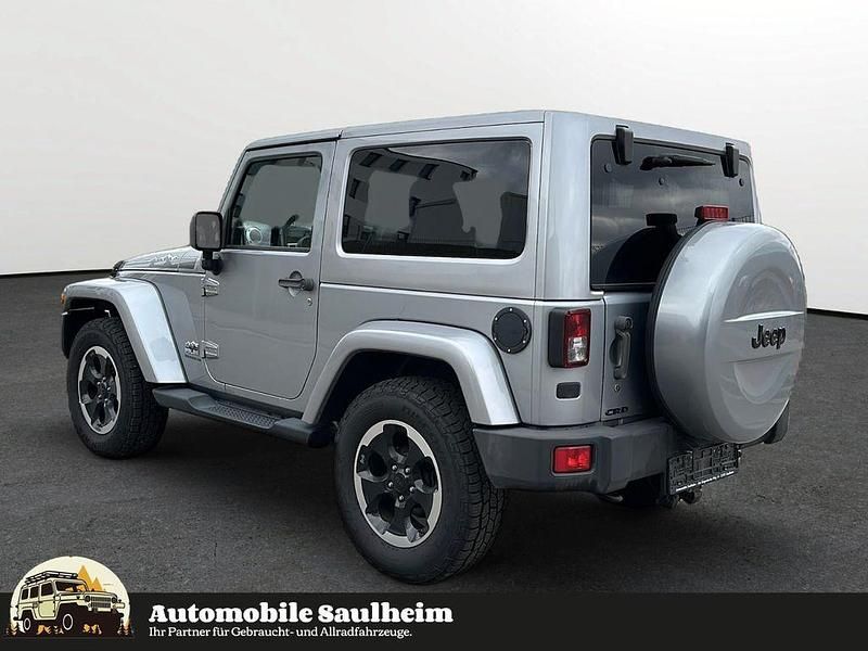Gebraucht Jeep Wrangler 200 PS (147 kW) 2014 Silber SUV
