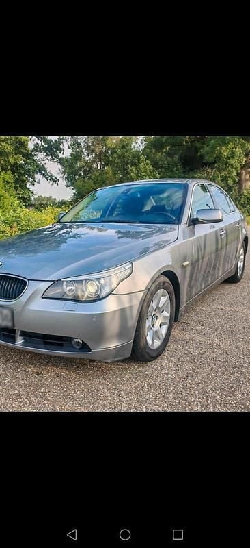 Gebraucht BMW 530 218 PS (160 kW) 2004 Grau Limousine