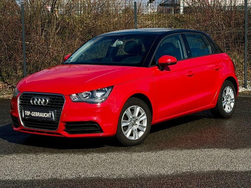 Gebraucht Audi A1 Sportback Attraction 122 PS (89 kW) 2012 Rot Kleinwagen